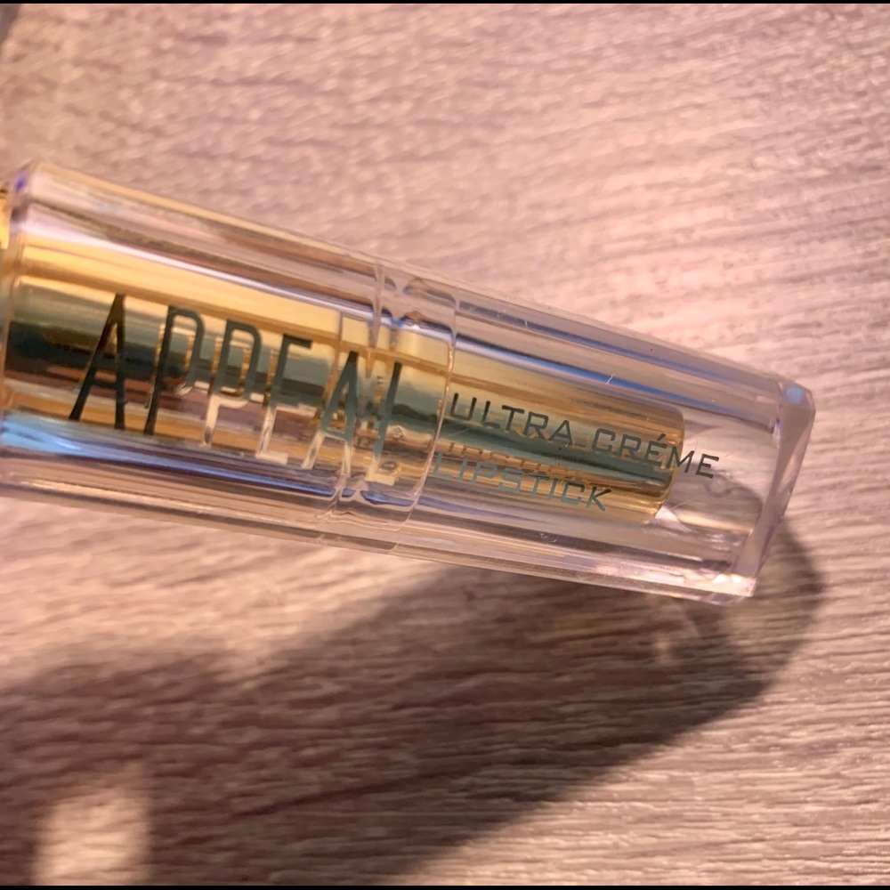 Appeal Ultra Cream Lipstick - Muse color